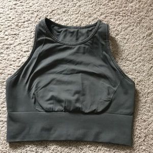 Lululemon women’s sports bra. Size 8